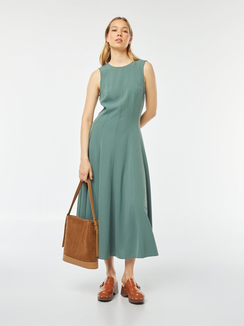 Vestido largo corte skater sin mangas AZUL - Kiabi