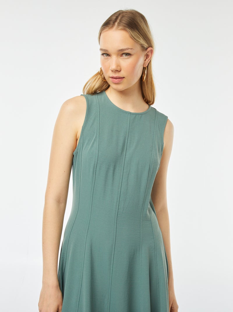 Vestido largo corte skater sin mangas AZUL - Kiabi