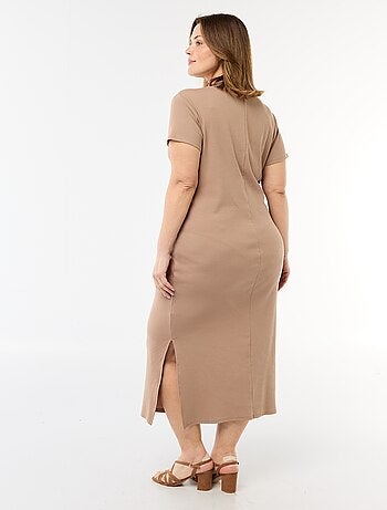 Vestido largo de canalé con mangas cortas