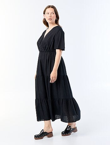 Vestido largo de capas con corte cruzado