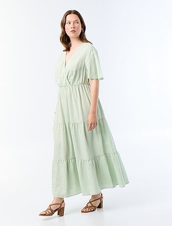 Vestido largo de capas con corte cruzado