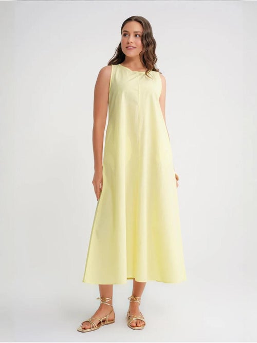 Vestido largo de corte relajado con cierre de botones y bolsillos mixray - Kiabi Vestido largo de corte relajado con cierre de botones y bolsillos mixray - Kiabi