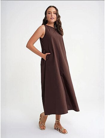 Vestido largo de corte relajado con cierre de botones y bolsillos mixray