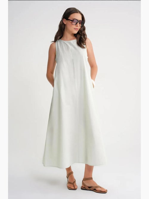 Vestido largo de corte relajado con cierre de botones y bolsillos mixray - Kiabi Vestido largo de corte relajado con cierre de botones y bolsillos mixray - Kiabi