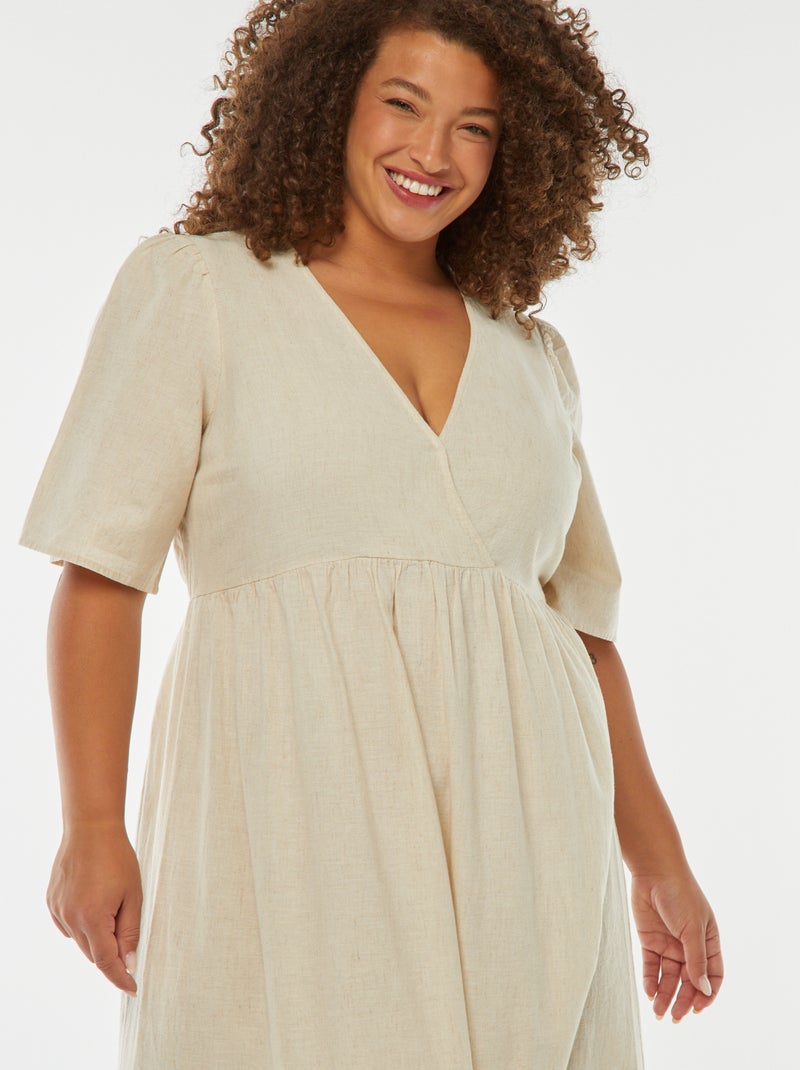 Vestido largo de manga corta con bajo a capas Beige - Kiabi