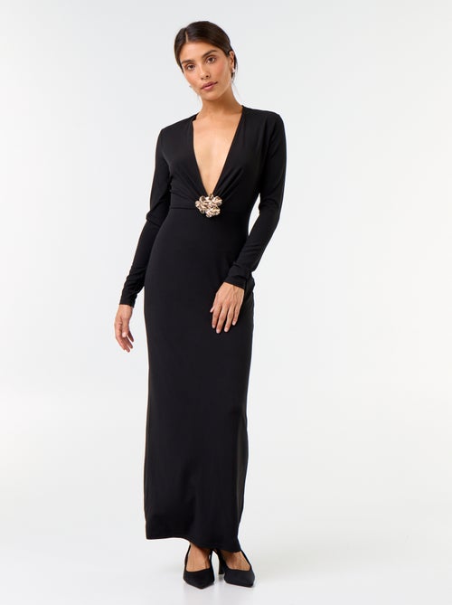 Vestido largo de manga larga con joya de fantasía - Kiabi