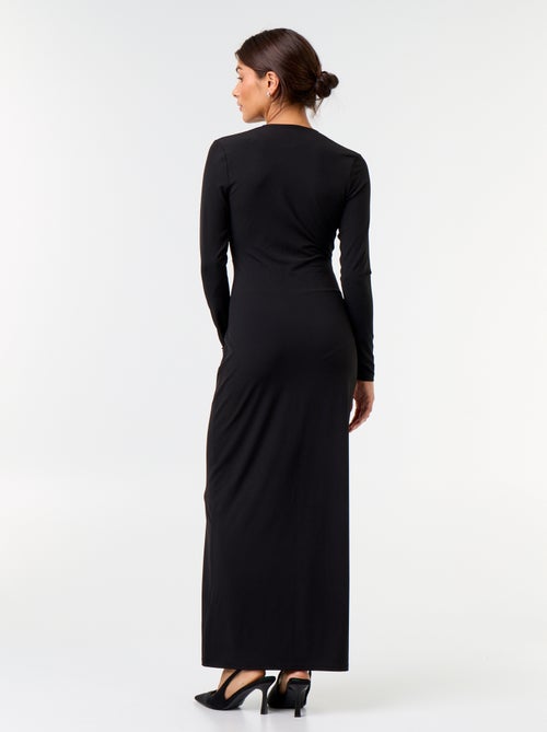 Vestido largo de manga larga con joya de fantasía - Kiabi