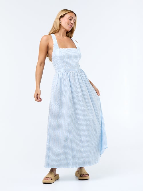 Vestido largo de punto gofrado con tirantes cruzados - Kiabi