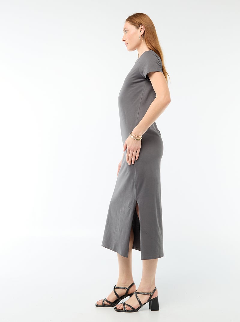 Vestido largo de punto manga corta Gris - Kiabi