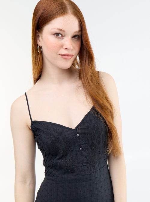 Vestido largo de tirantes finos y bordados - Kiabi