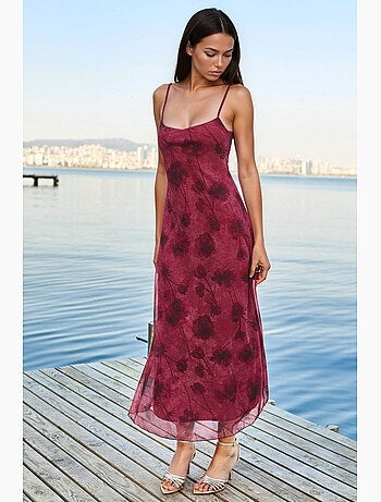 Vestido largo de tul floral con tirantes hiccup