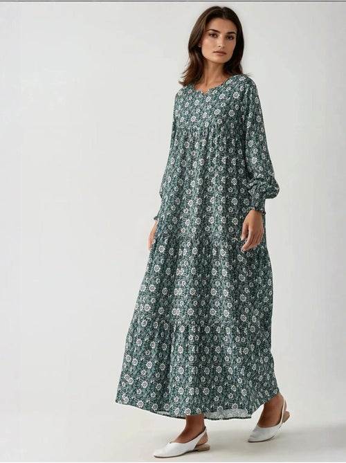 Vestido largo de viscosa con cuello redondo estampado hiccup - Kiabi Vestido largo de viscosa con cuello redondo estampado hiccup - Kiabi