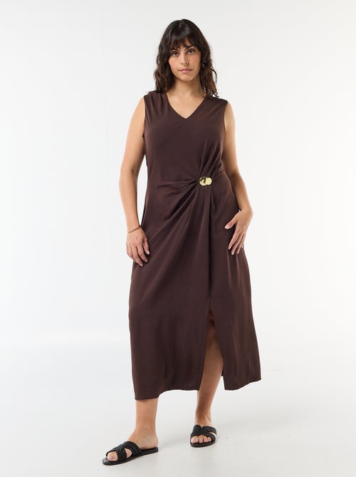 Vestido largo drapeado con bisutería - Kiabi