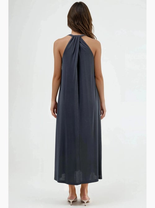 Vestido largo drapeado con cuello en v de busem - Kiabi Vestido largo drapeado con cuello en v de busem - Kiabi