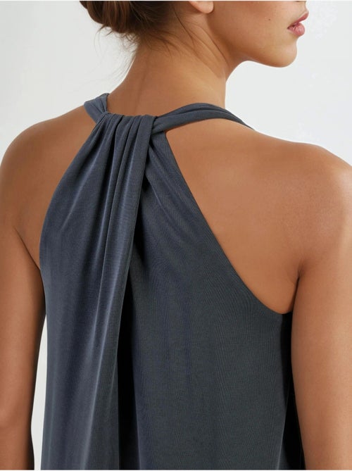 Vestido largo drapeado con cuello en v de busem - Kiabi Vestido largo drapeado con cuello en v de busem - Kiabi