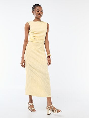 Vestido largo drapeado y gofrado