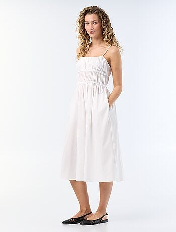 Vestido largo escalonado liso