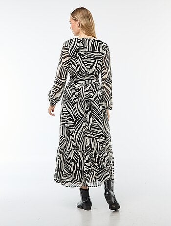 Vestido largo estampado con base con volantes