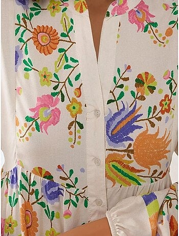 Vestido largo estampado con cuello en v y detalle de botones hiccup