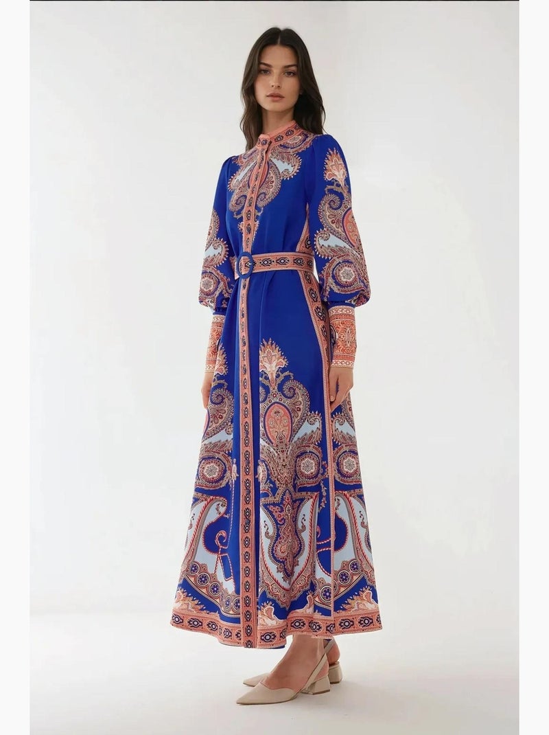 Vestido largo estampado de manga larga con cinturón hiccup Azul eléctrico - Kiabi