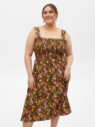 Vestido largo estampado 'Vero Moda Curve'