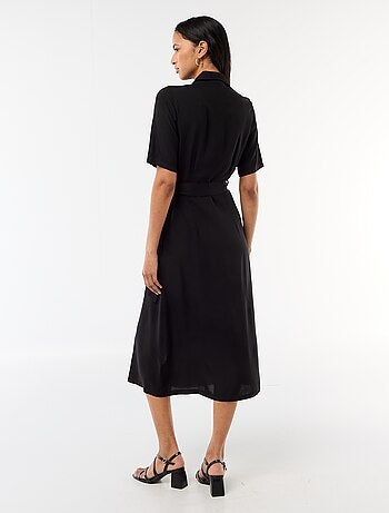 Vestido largo estilo camisa con cinturón para anudar