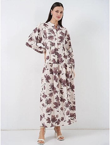 Vestido largo floral con cuello mandarín y cierre de botones bdart