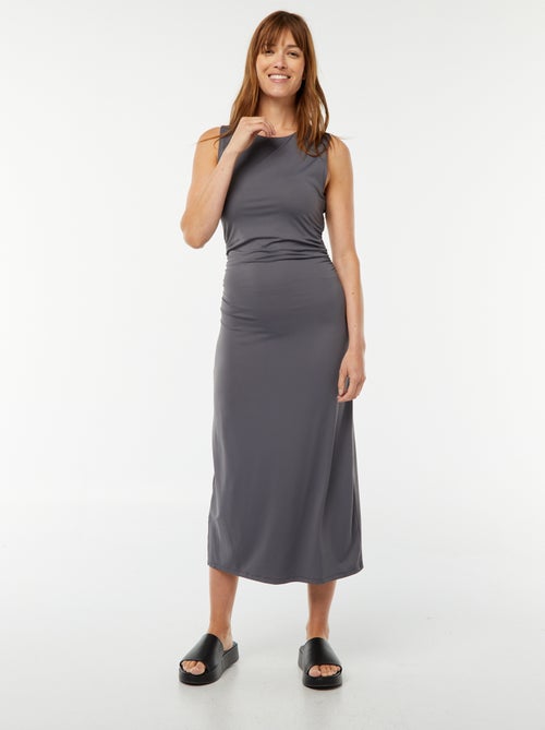Vestido largo liso con espalda descubierta - Kiabi