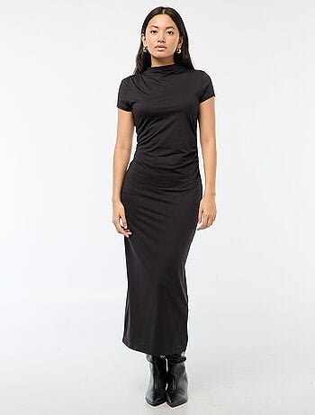 Vestido largo manga corta liso