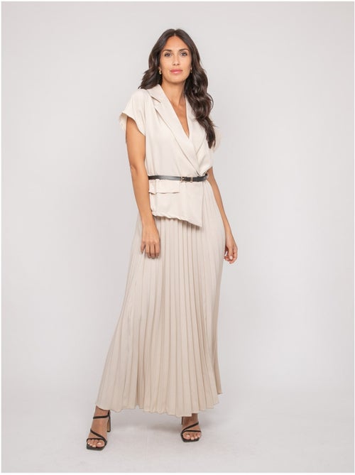 Vestido largo plisado con cinturón INARA - Kiabi Vestido largo plisado con cinturón INARA - Kiabi