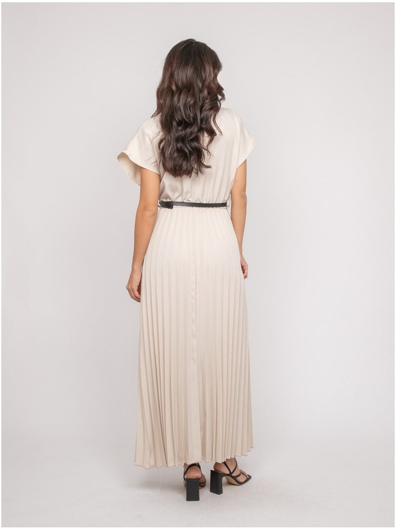 Vestido largo plisado con cinturón INARA Crudo - Kiabi