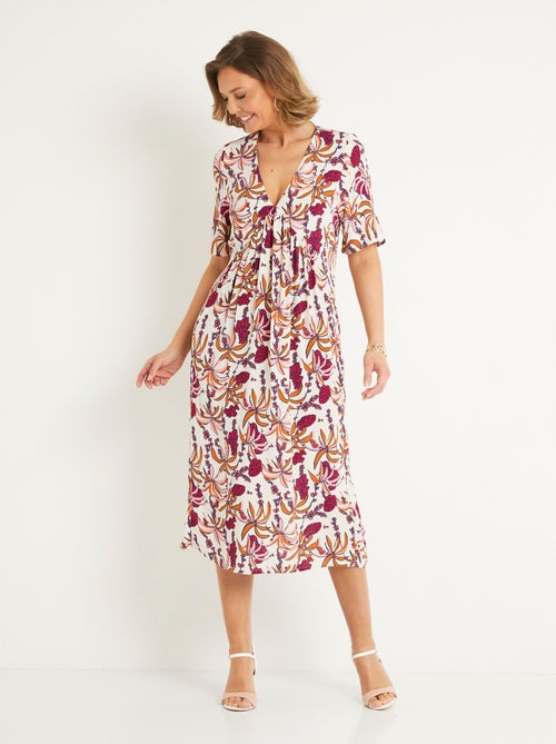 Vestido largo plisado estampado con escote en pico - AFIBEL - Kiabi