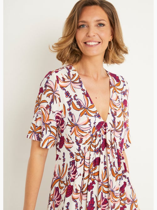 Vestido largo plisado estampado con escote en pico - AFIBEL - Kiabi