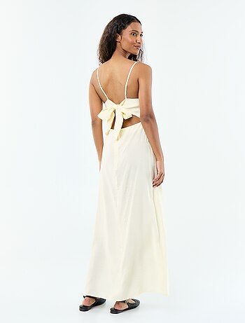 Vestido largo satinado de tirantes finos