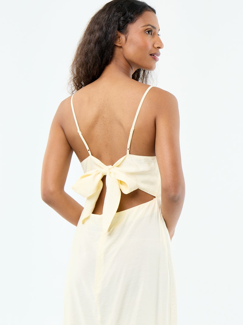 Vestido largo satinado de tirantes finos Amarillo - Kiabi
