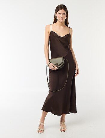 Vestido largo satinado de tirantes finos