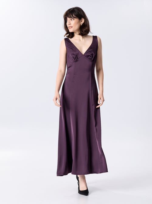 Vestido largo satinado y drapeado - Kiabi