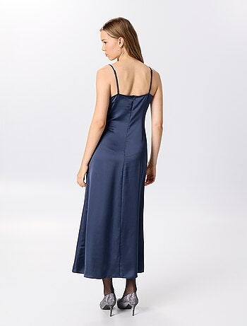 Vestido largo satinado y encaje