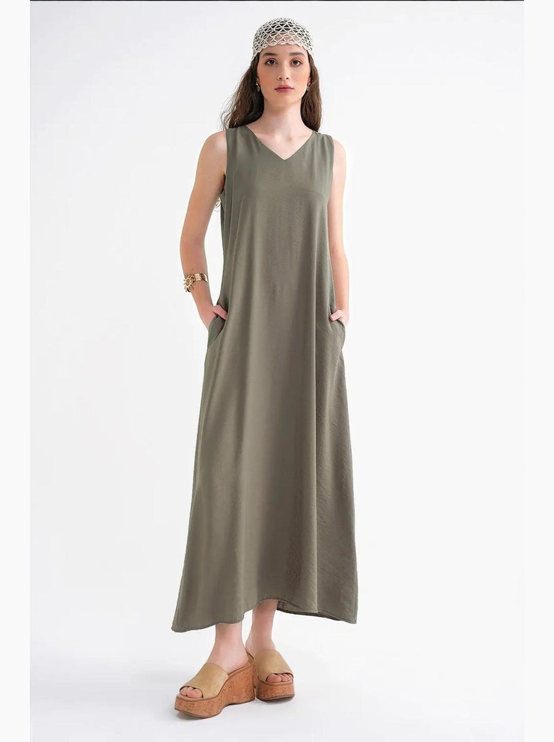 Vestido largo sin mangas con cuello en v y bolsillos mixray Caqui - Kiabi