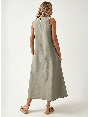 Vestido largo sin mangas con cuello redondo y forma de a hiccup
