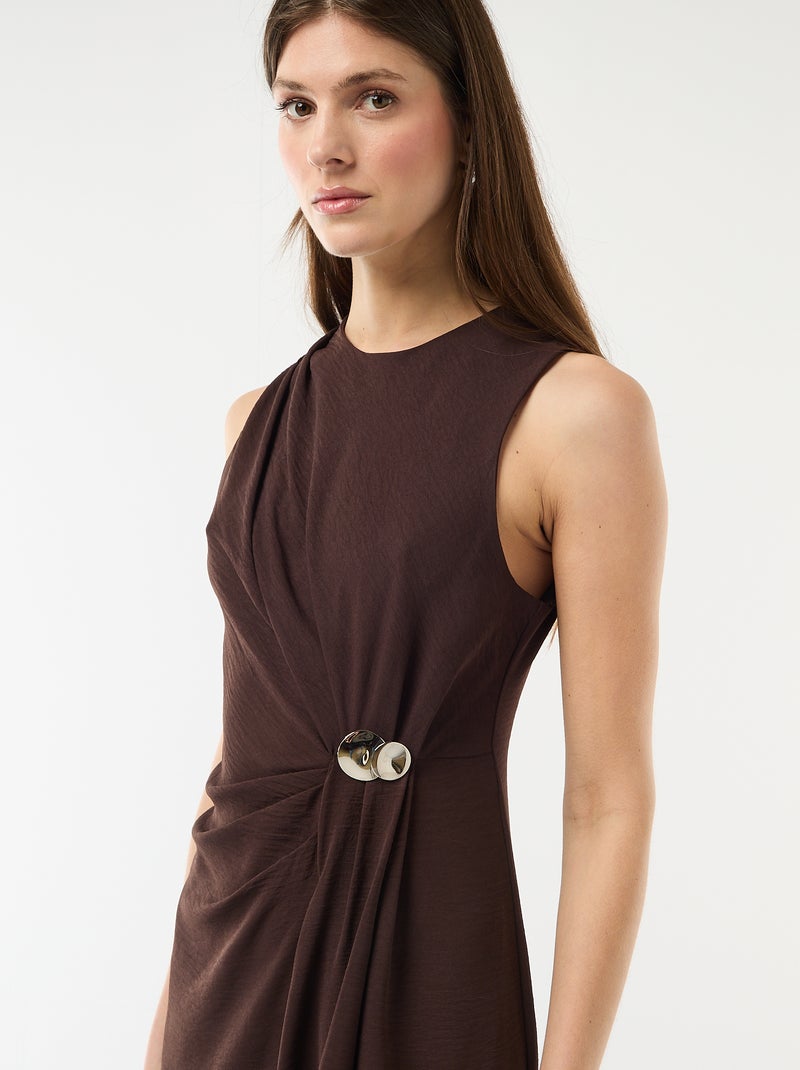 Vestido largo sin mangas con efecto drapeado Marron - Kiabi