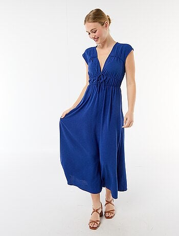 Vestido largo sin mangas con nudo