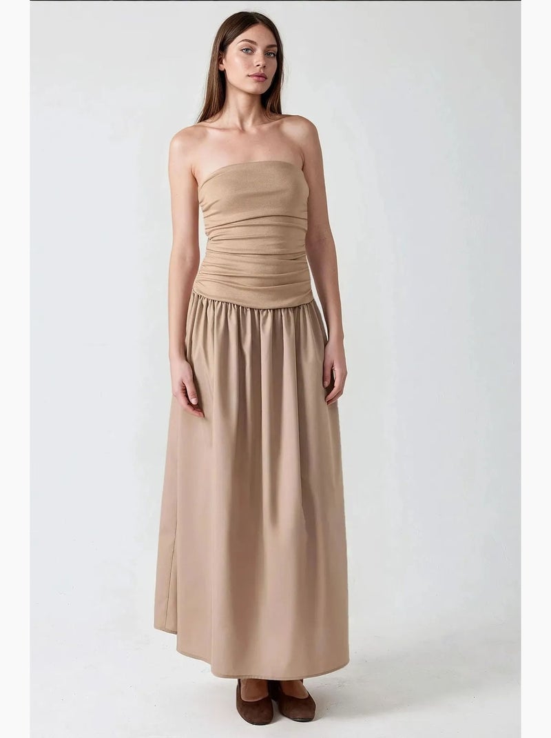 Vestido largo sin tirantes con corte en forma de a hiccup Beige arcilla - Kiabi