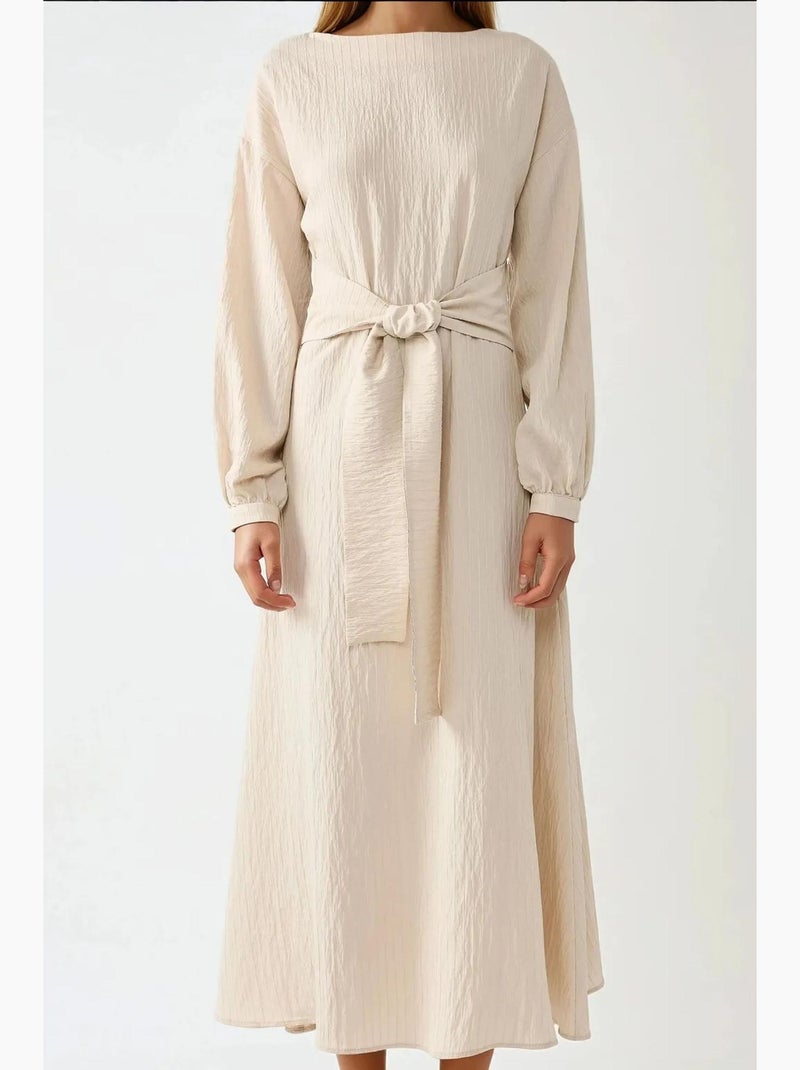 Vestido largo texturizado de cuello redondo hiccup Beige - Kiabi