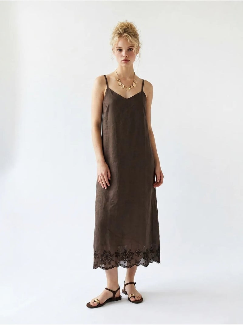 Vestido lencero midi de línea a bordado mixray Marrón - Kiabi