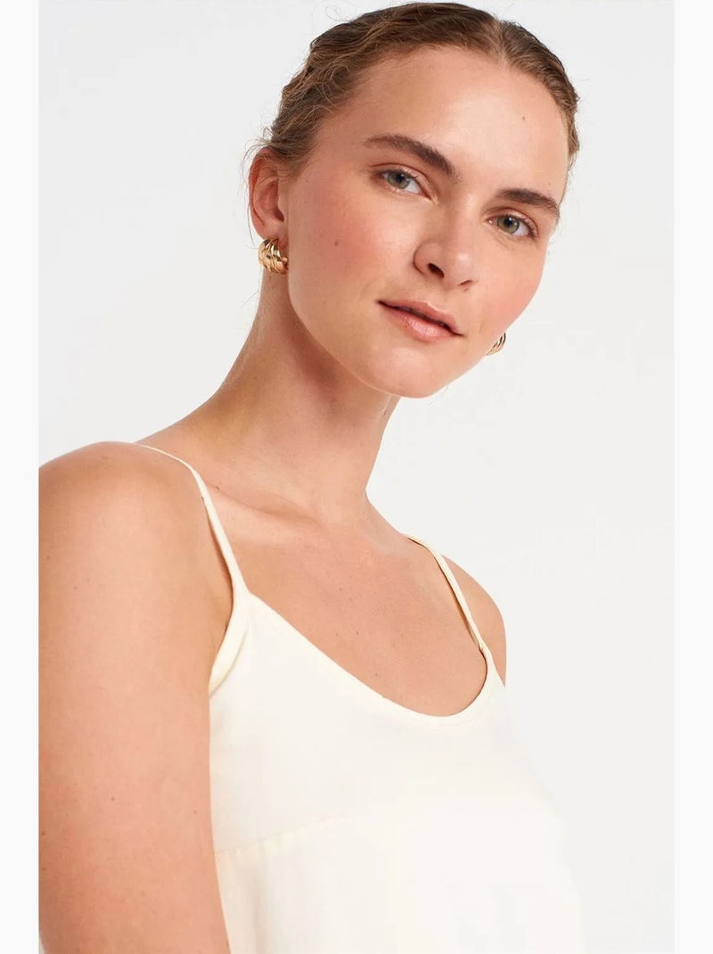 Vestido lencero midi sin mangas con detalle de volante dilvin Crema - Kiabi
