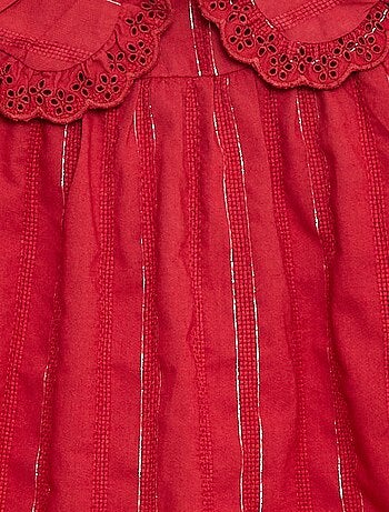 Vestido ligero con hilos brillantes all over + cuello con bordados