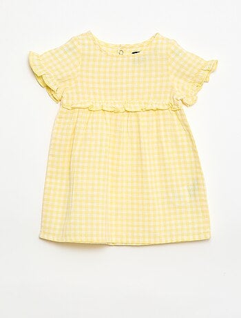 Vestido ligero con mangas cortas con volantes