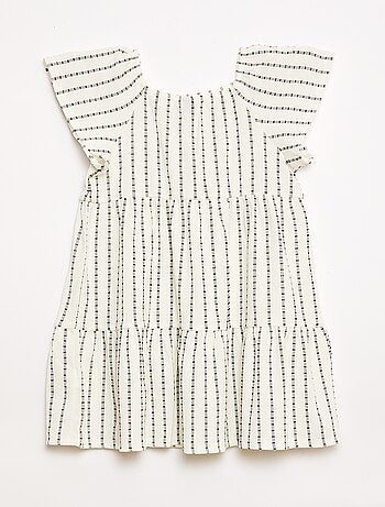 Vestido ligero con volantes