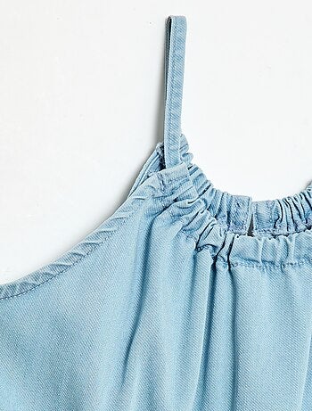 Vestido liso de tirantes y volantes